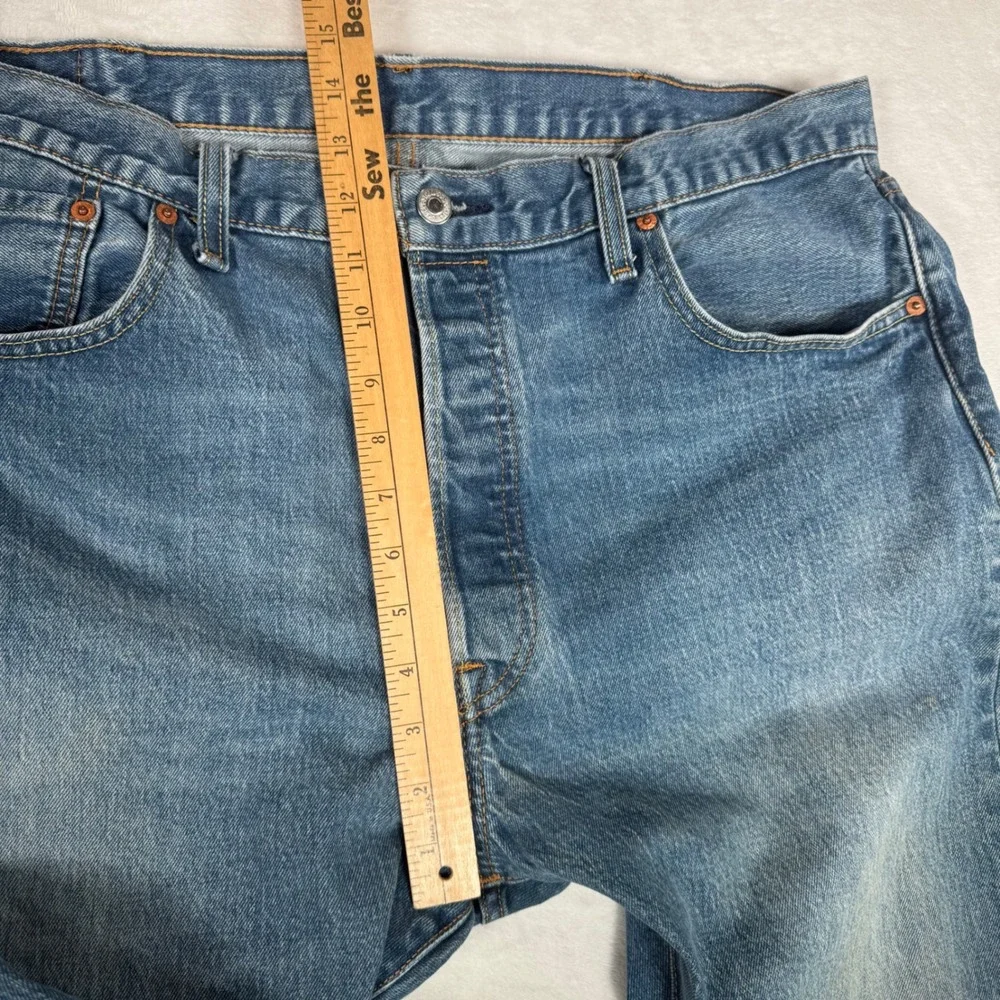 Levis 501‎ Jeans Mens W40 L30 Button Fly Straight Leg Blue Denim